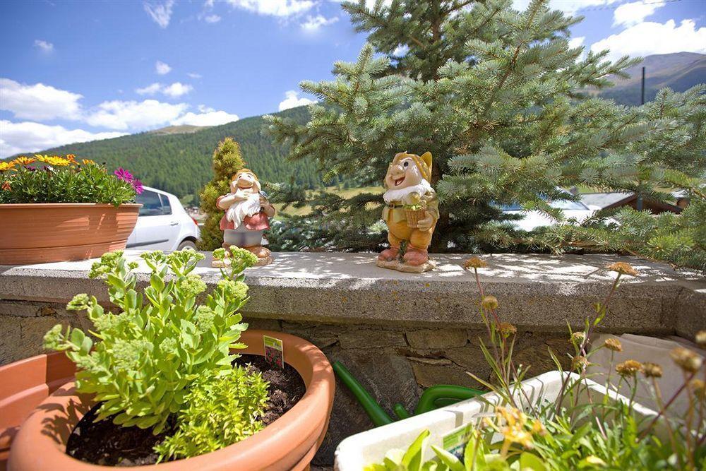 Garni Oasi Hotel Livigno Kültér fotó